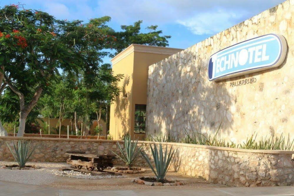 Tecnohotel Valladolid Valladolid  Bagian luar foto